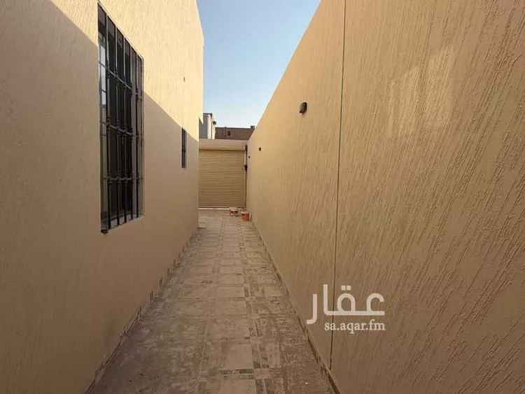 فيلا للبيع في شارع الثقبة, حي النظيم, مدينة الرياض, منطقة الرياض 8