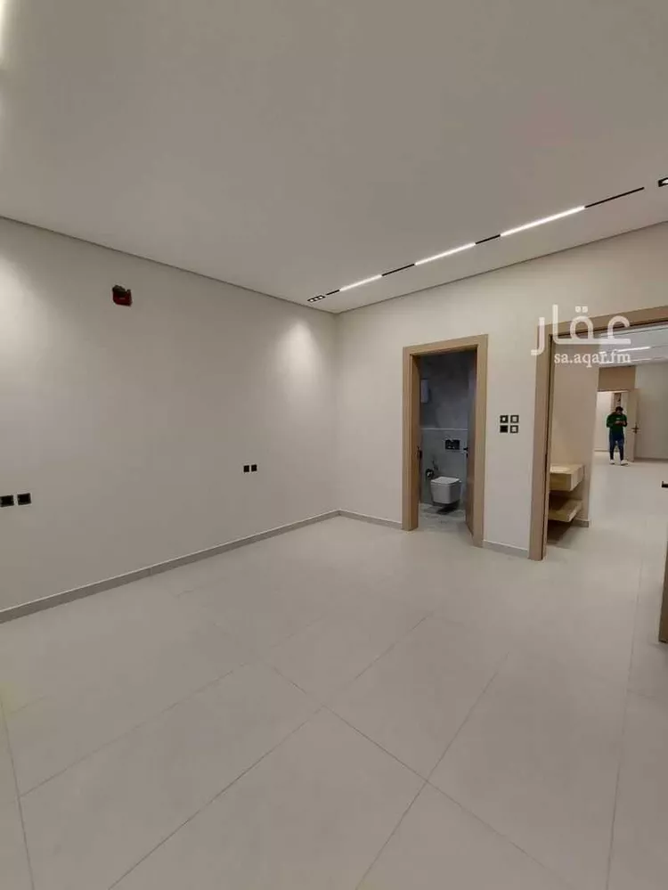 دور للبيع في شارع شرق, حي النظيم, مدينة الرياض, منطقة الرياض 16