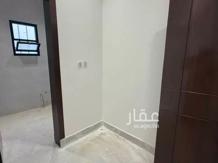 فيلا للبيع في شارع الثقبة, حي النظيم, مدينة الرياض, منطقة الرياض 18