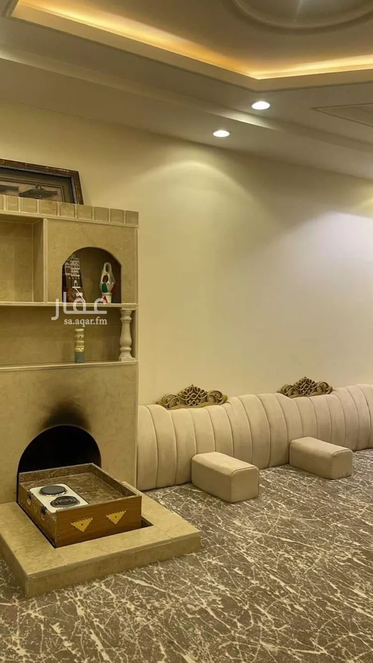 فيلا للبيع في شارع عيسى بن عكاس, حي المهدية, مدينة الرياض, منطقة الرياض صورة 2