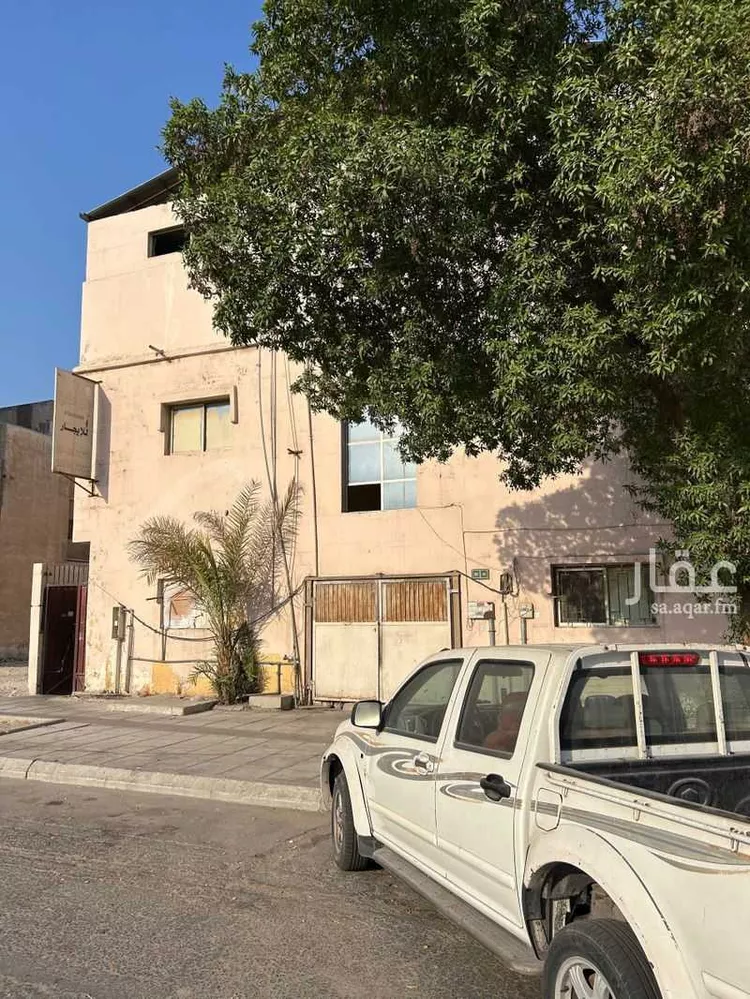 عمارة للبيع في شارع طريق الملك خالد فرعي, حي الثقبة, مدينة الخبر, المنطقة الشرقية صورة 2