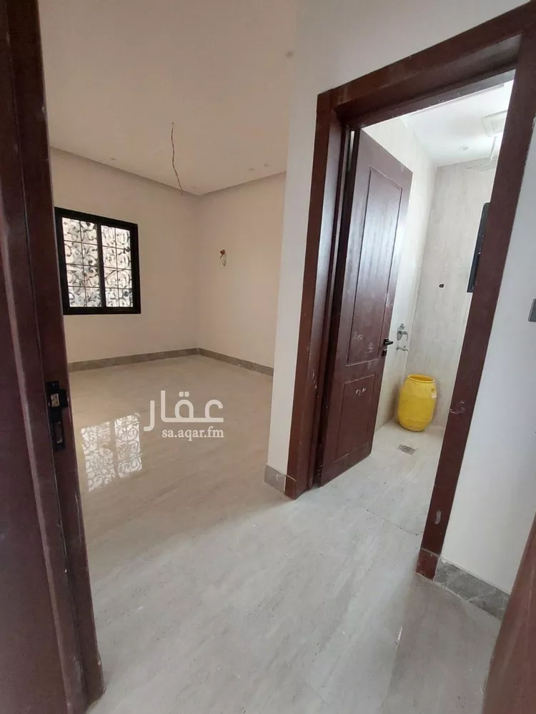 شقة للبيع في شارع عبدالرحمن بن قاسم, حي عكاظ, مدينة الرياض, منطقة الرياض صورة 5