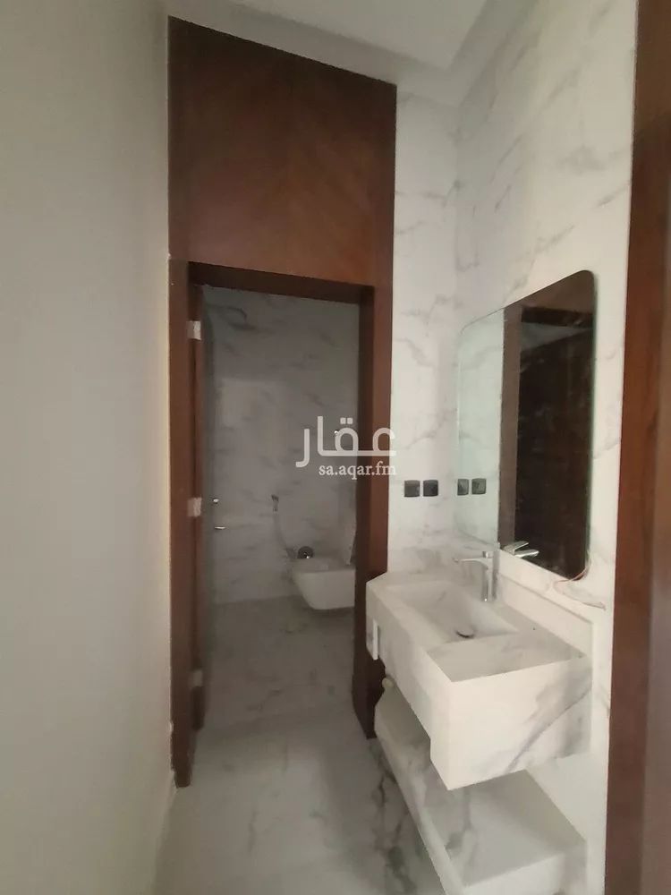 فيلا للبيع في شارع أحمد بن محمد الشغري, حي طويق, مدينة الرياض, منطقة الرياض 8
