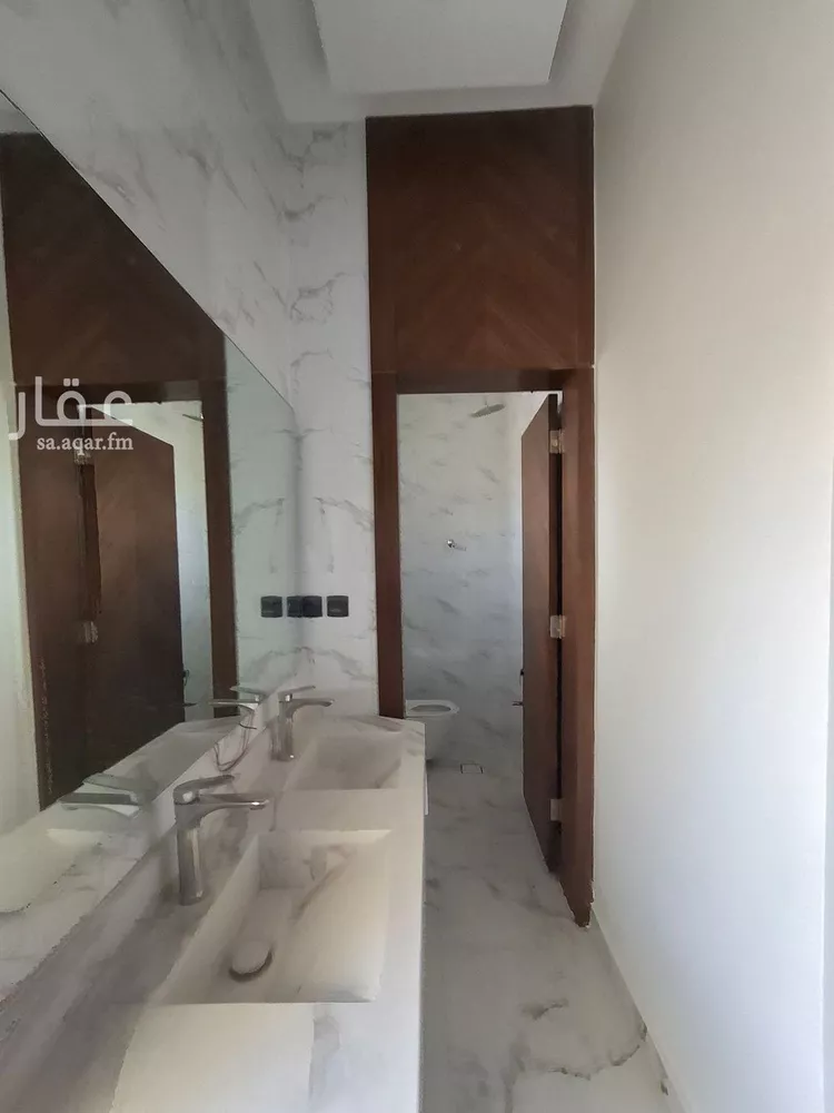 Floor for Sale in Riyadh Tuwaiq 12