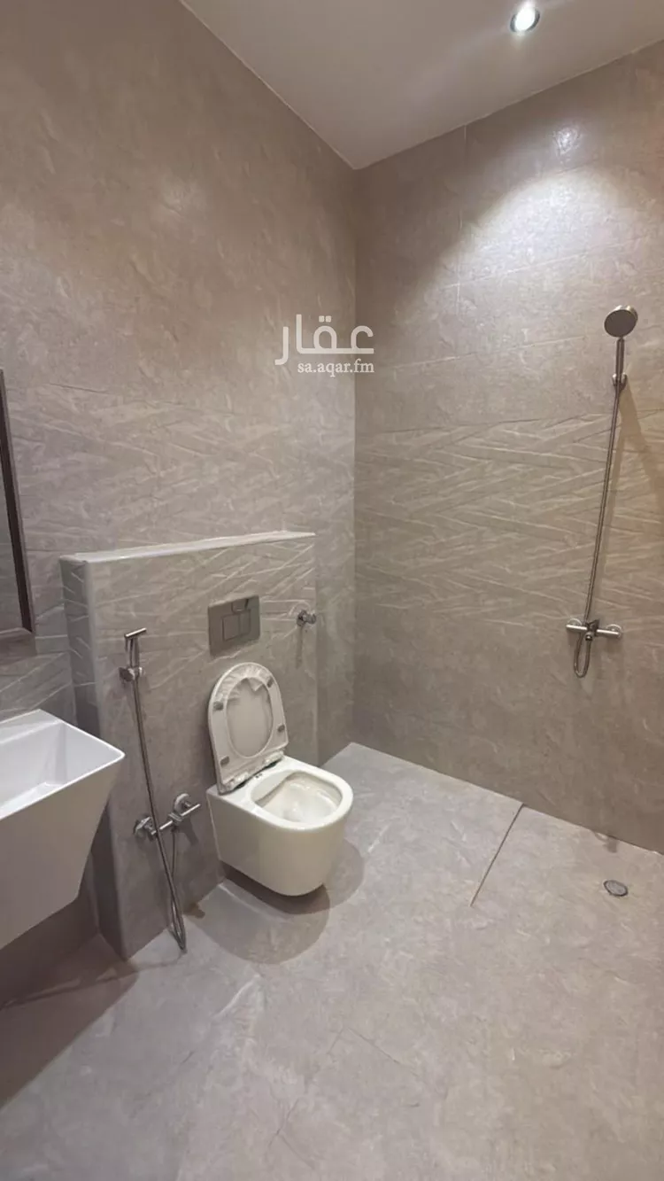دور للبيع في شارع عرفات, حي بدر, مدينة الرياض, منطقة الرياض 6