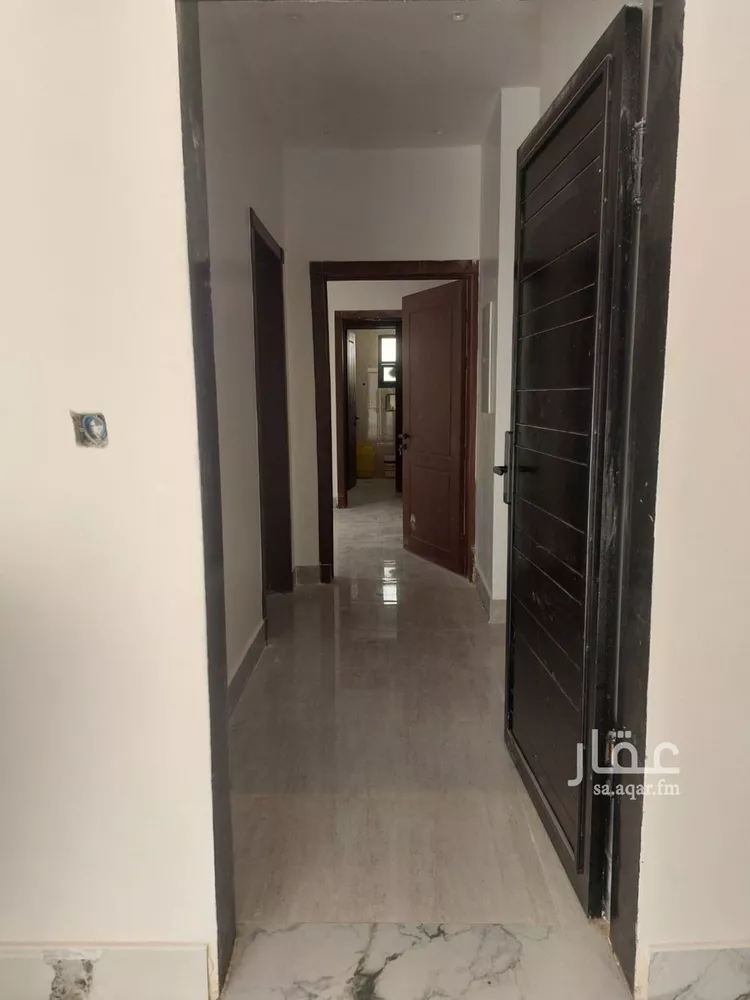 شقة للبيع في شارع عبدالرحمن بن قاسم, حي عكاظ, مدينة الرياض, منطقة الرياض صورة 2