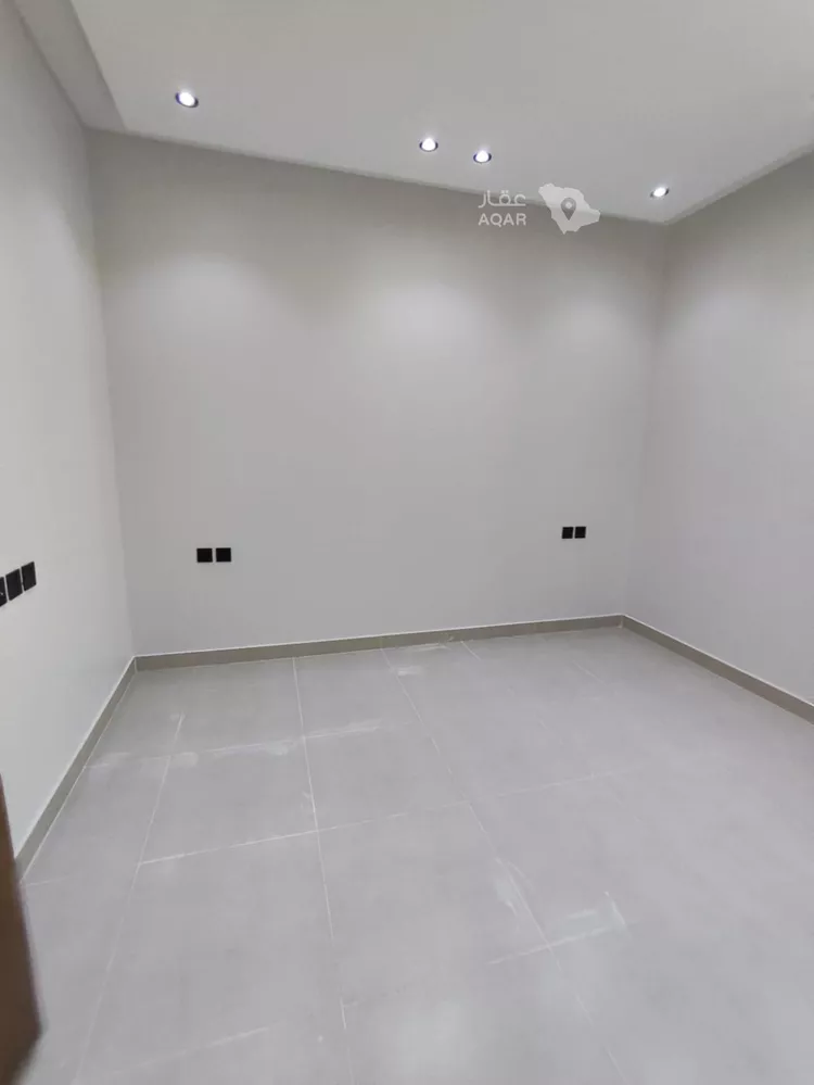 Floor for Sale in Riyadh Sultanah 7