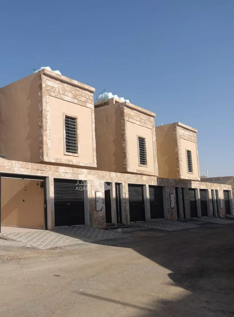 دور للبيع في شارع الذهبي, حي طويق, مدينة الرياض, منطقة الرياض