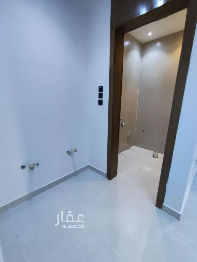 دور للبيع في شارع ابن الجميل, حي الزهرة, مدينة الرياض, منطقة الرياض 8