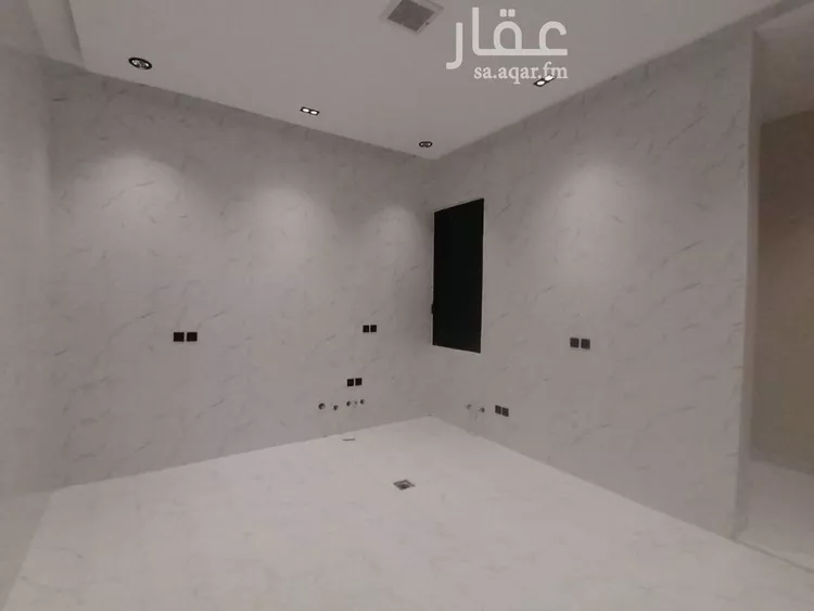 دور للبيع في شارع يزيد بن ابي سفيان, حي نوارة, مدينة المزاحميه, منطقة الرياض صورة 3