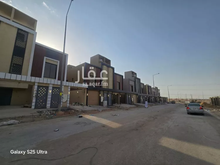 دور للبيع في شارع أبي عبيدة النابلسي, حي عكاظ, مدينة الرياض, منطقة الرياض صورة 2