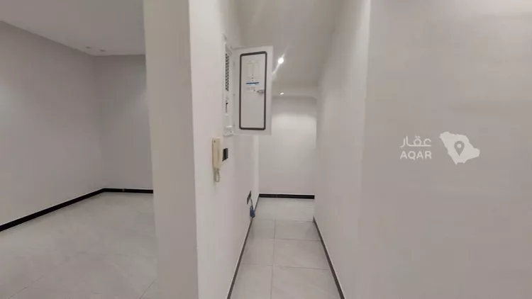 فيلا للبيع في شارع أبي كبير, حي العريجاء الغربي, مدينة الرياض, منطقة الرياض 4