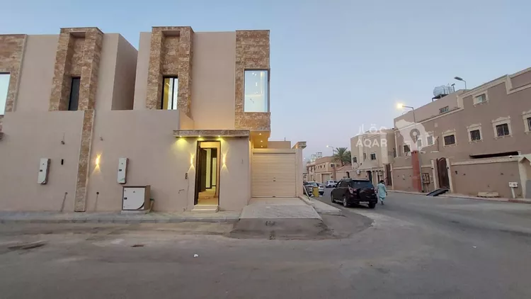 فيلا للبيع في شارع أبي كبير, حي العريجاء الغربي, مدينة الرياض, منطقة الرياض