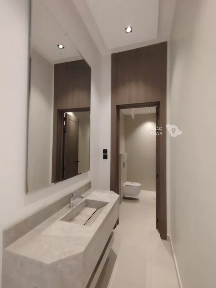 Floor for Sale in Riyadh Al Badi'ah 7