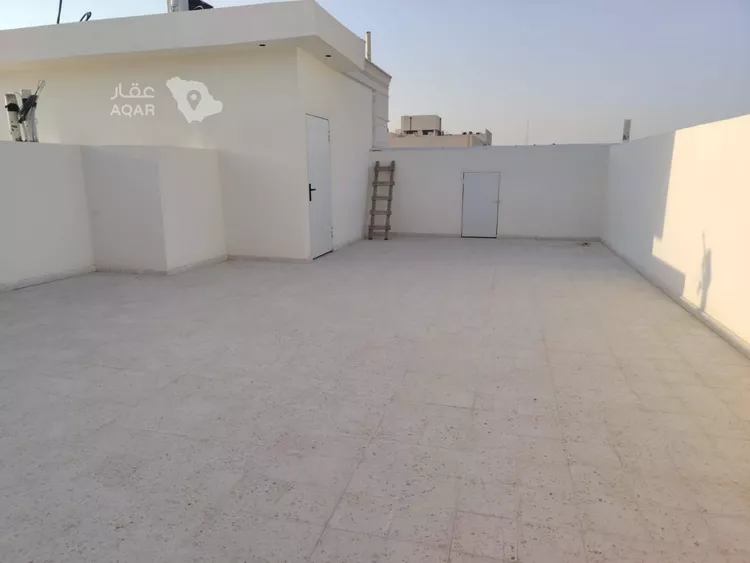 Floor for Sale in Riyadh Al Badi'ah 12