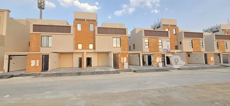 دور للبيع في شارع الجيار, حي الحزم, مدينة الرياض, منطقة الرياض صورة 2