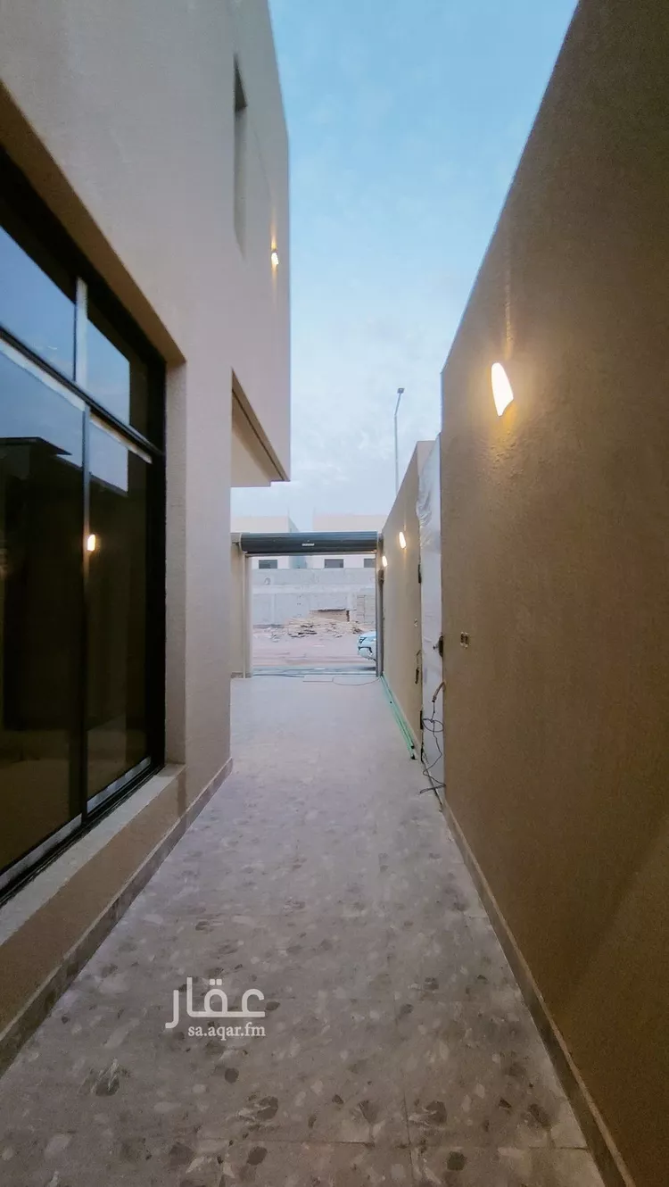 فيلا للبيع في شارع عبدالقدوس الانصاري, حي الرمال, مدينة الرياض, منطقة الرياض صورة 4