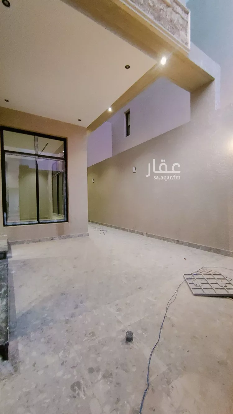 فيلا للبيع في شارع عبدالقدوس الانصاري, حي الرمال, مدينة الرياض, منطقة الرياض صورة 4