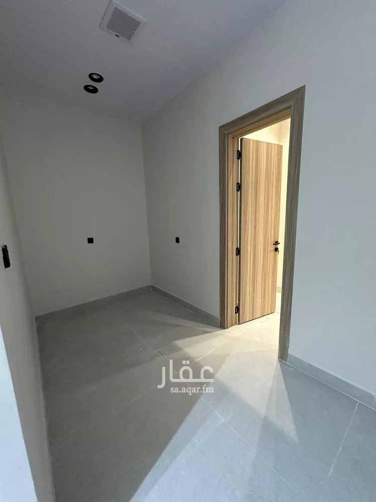 دور للبيع في شارع رقم 455, حي المونسية, مدينة الرياض, منطقة الرياض صورة 4