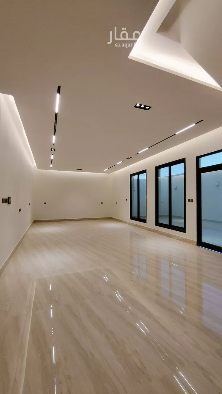 فيلا للبيع في شارع عبدالقدوس الانصاري, حي الرمال, مدينة الرياض, منطقة الرياض صورة 2