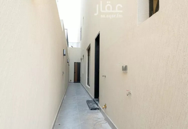 دور للبيع في شارع خرزة, حي الرمال, مدينة الرياض, منطقة الرياض صورة 2