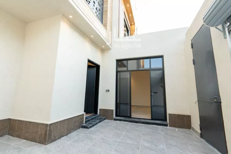 دور للبيع في شارع خرزة, حي الرمال, مدينة الرياض, منطقة الرياض صورة 3