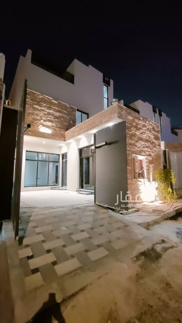 دور للبيع في شارع العينين, حي إشبيلية, مدينة الرياض, منطقة الرياض