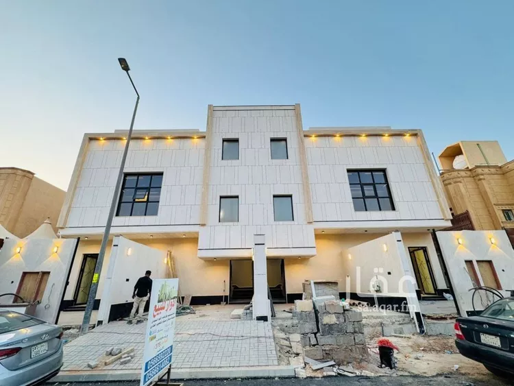 دور للبيع في شارع اسيوط, حي المونسية, مدينة الرياض, منطقة الرياض