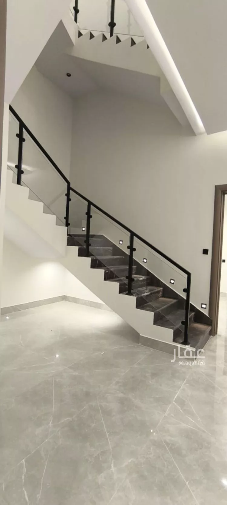 فيلا للبيع في شارع نصر بن عمران, حي البيان, مدينة الرياض, منطقة الرياض صورة 5