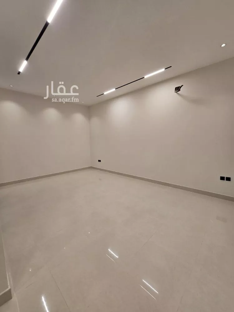 دور للبيع في شارع الزهراء, حي المعيزيلة, مدينة الرياض, منطقة الرياض صورة 2