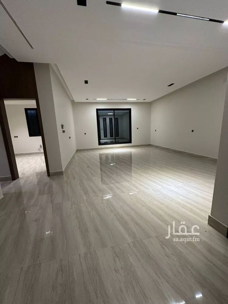 فيلا للبيع في شارع عبدالقدوس الانصاري, حي الرمال, مدينة الرياض, منطقة الرياض صورة 4