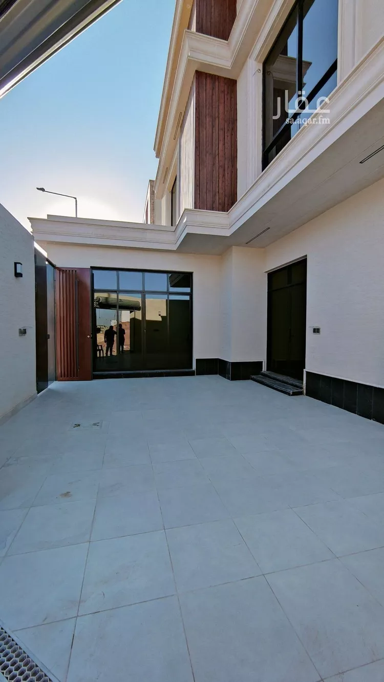 فيلا للبيع في شارع عبدالقدوس الانصاري, حي الرمال, مدينة الرياض, منطقة الرياض صورة 3