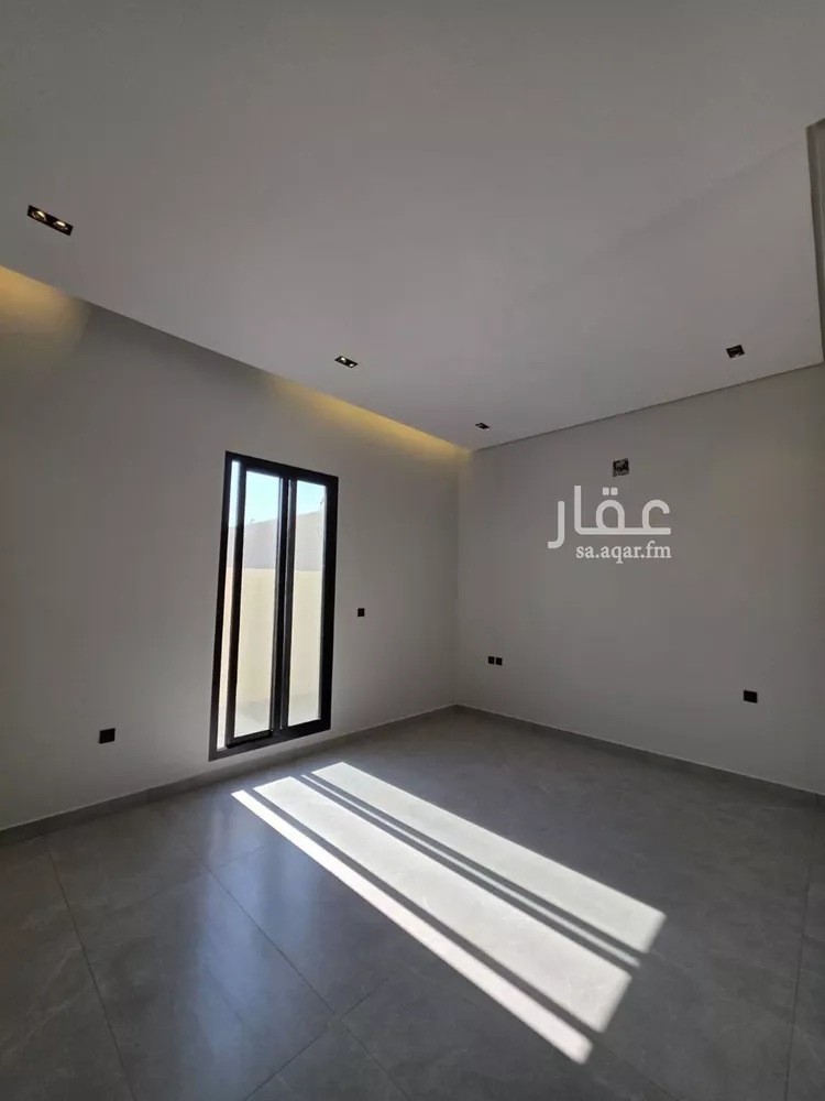 دور للبيع في شارع رقم 302, حي النرجس, مدينة الرياض, منطقة الرياض صورة 4