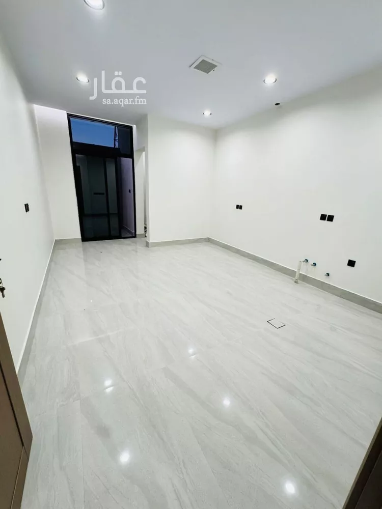 فيلا للبيع في شارع إبراهيم الكوارني, حي البيان, مدينة الرياض, منطقة الرياض صورة 5