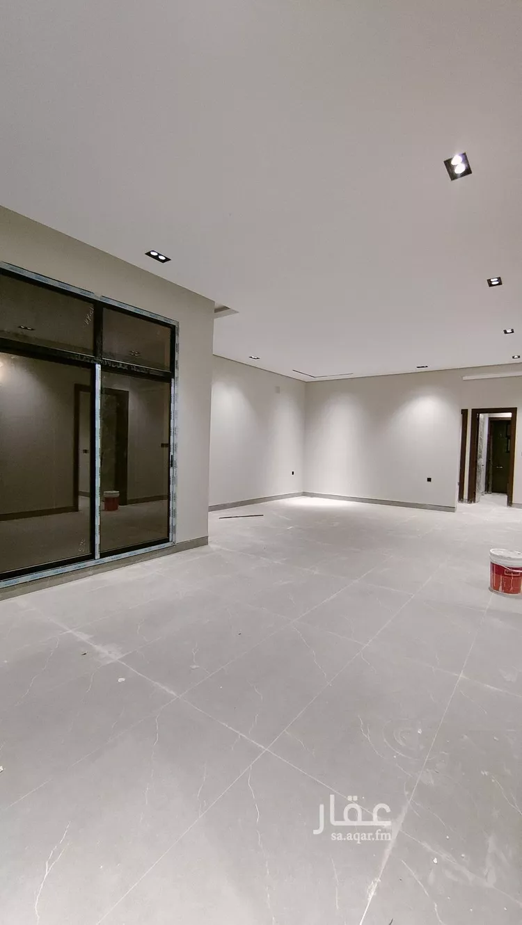 دور للبيع في شارع العينين, حي إشبيلية, مدينة الرياض, منطقة الرياض صورة 5