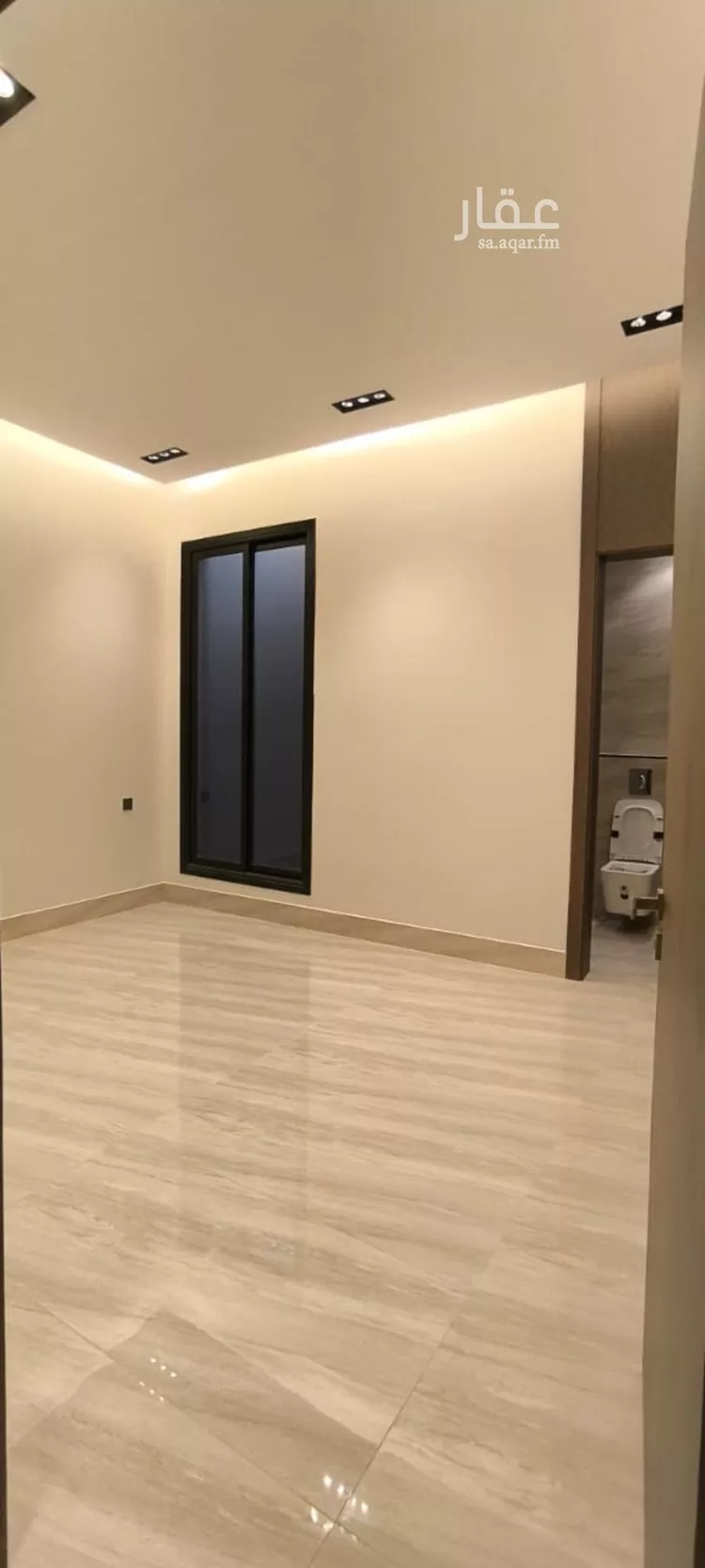 فيلا للبيع في شارع عبدالقدوس الانصاري, حي الرمال, مدينة الرياض, منطقة الرياض صورة 2