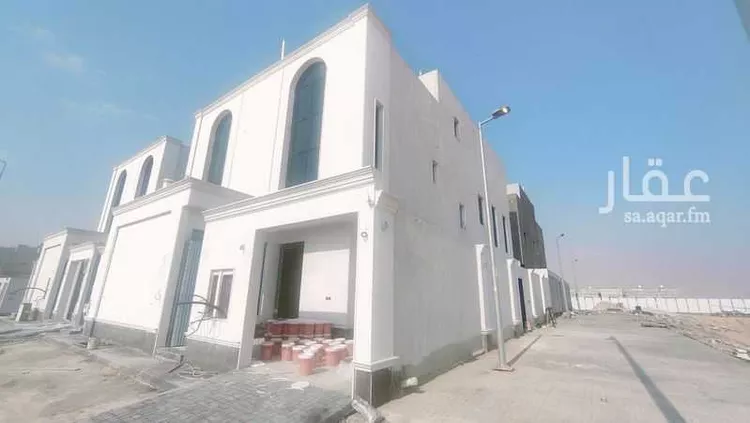 فيلا للبيع في شارع يحيي بن القاسم, حي الرمال, مدينة الرياض, منطقة الرياض صورة 3