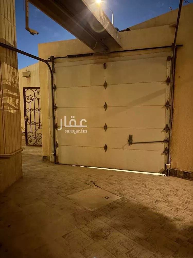 فيلا للإيجار في شارع عمرو بن محصن, حي الملك عبدالله, مدينة الرياض, منطقة الرياض صورة 3