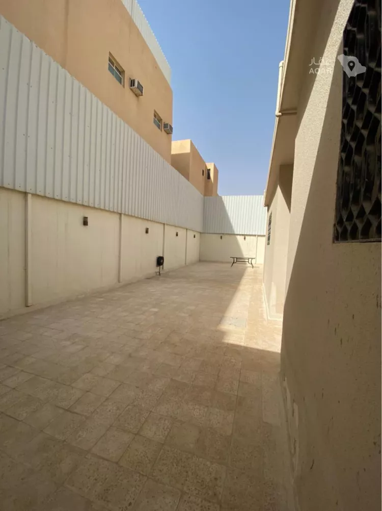 فيلا للبيع في شارع عبدالرحمن الناصر, حي الملك فيصل, مدينة الرياض, منطقة الرياض 6