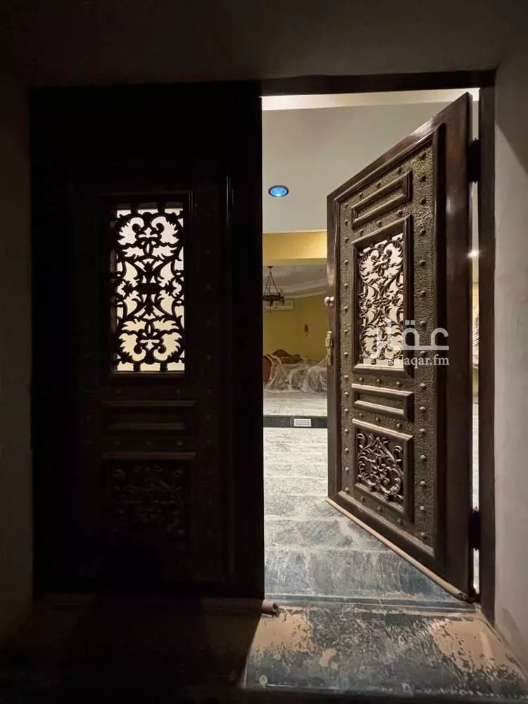 فيلا للإيجار في شارع عمرو بن محصن, حي الملك عبدالله, مدينة الرياض, منطقة الرياض صورة 4