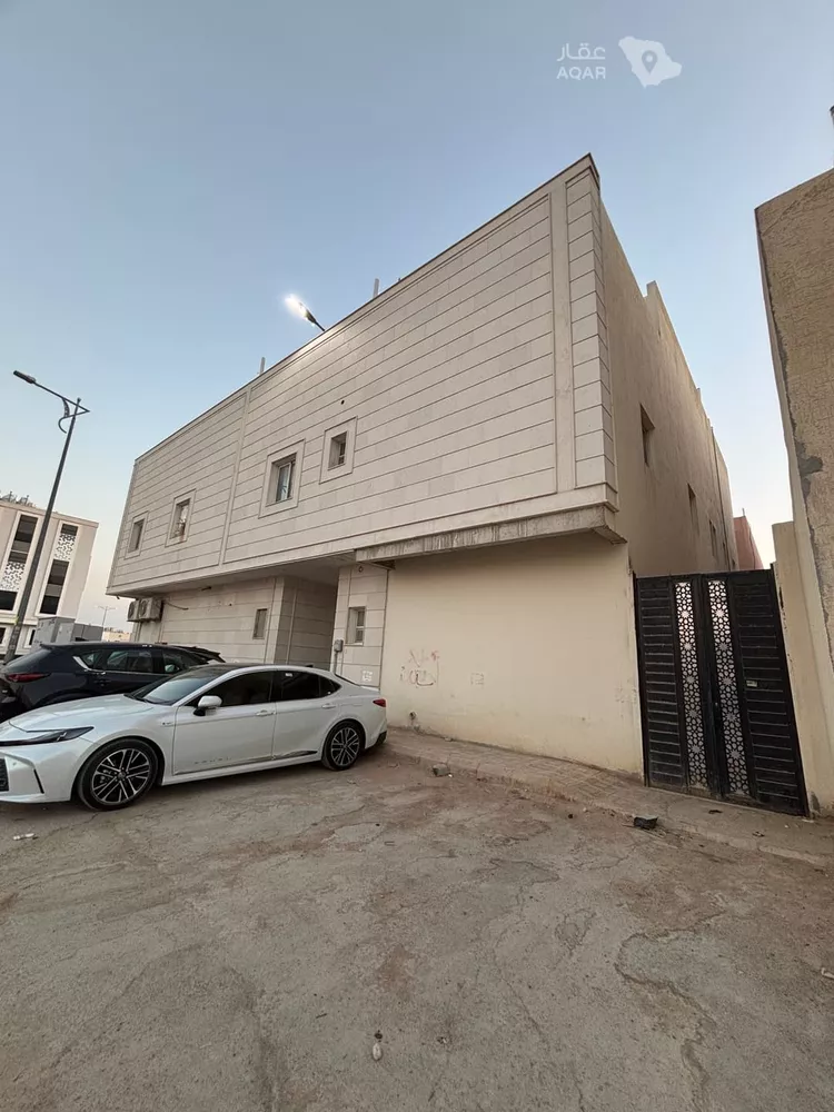 Building for Rent in Riyadh Al Arid