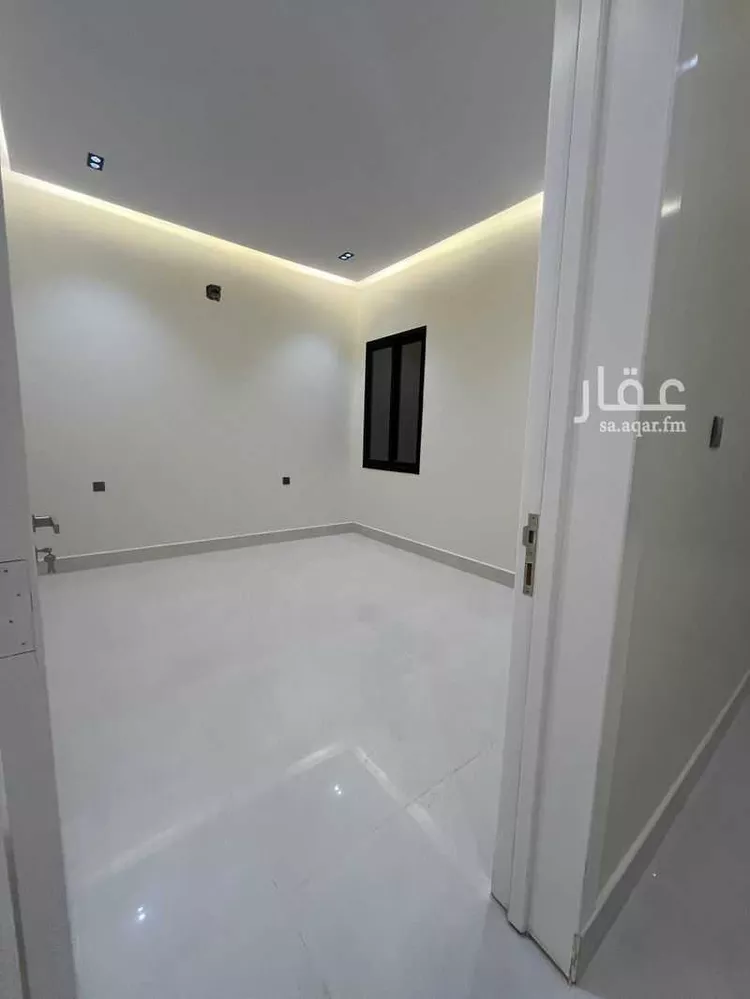 دور للبيع في شارع 7567, حي النظيم, مدينة الرياض, منطقة الرياض 8