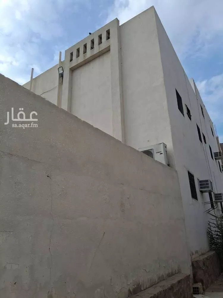 عمارة للبيع في شارع خارجه ابن زيد, حي الشهداء, مدينة المدينة المنورة, منطقة المدينة المنورة 6