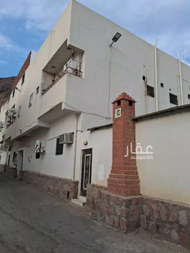 عمارة للبيع في شارع خارجه ابن زيد, حي الشهداء, مدينة المدينة المنورة, منطقة المدينة المنورة صورة 3