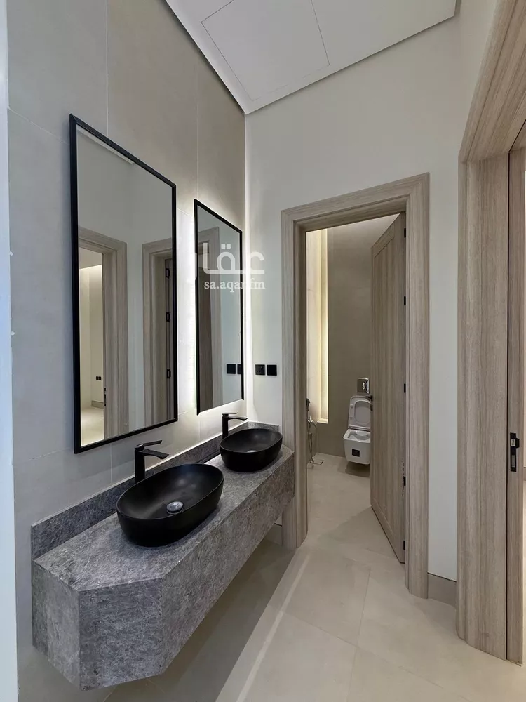 Villa for Sale in Riyadh Al Mahdiyah 8