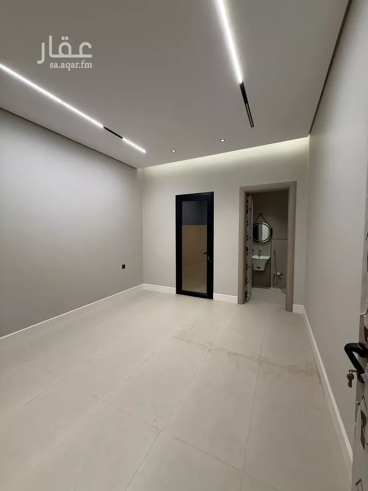 Villa for Sale in Riyadh Al Mahdiyah 14
