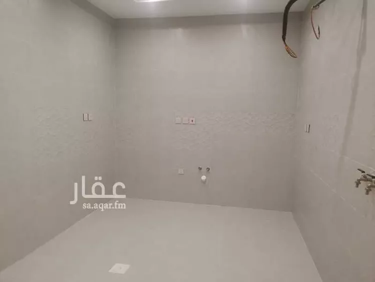 شقة للإيجار في شارع محمد بن ابراهيم ال الشيخ, حي السلامة, مدينة جدة, منطقة مكة المكرمة 7