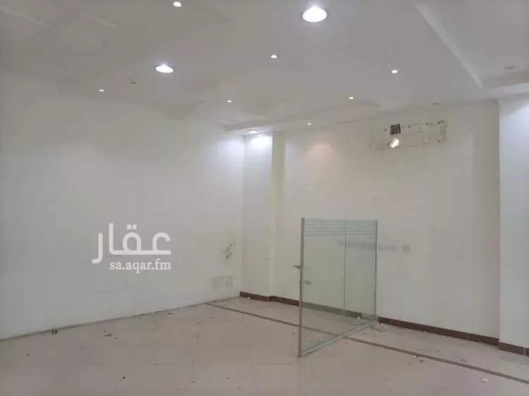 مكتب تجاري للإيجار في شارع الدائري الغربي الفرعي ، حي العوالي ، الرياض ، منطقة الرياض صورة 2