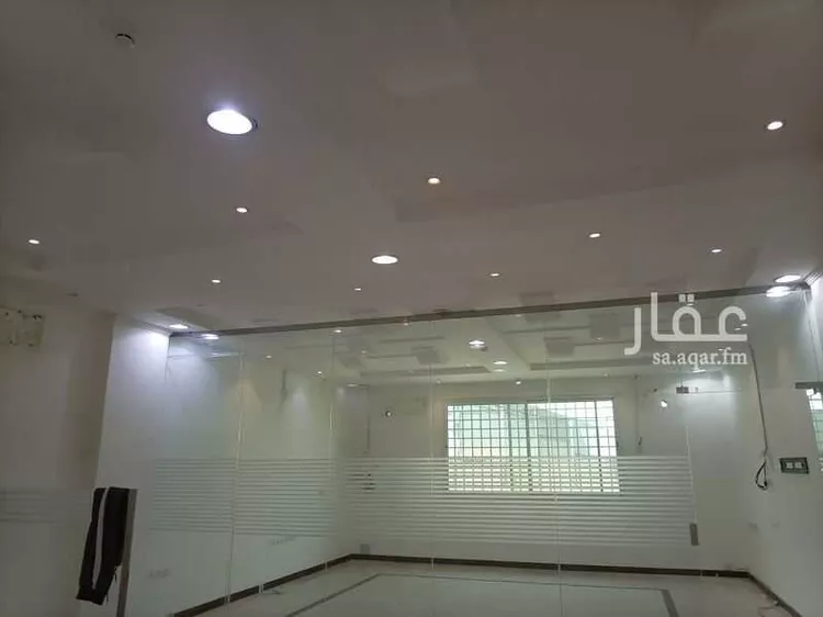 مكتب تجاري للإيجار في شارع الدائري الغربي الفرعي ، حي العوالي ، الرياض ، منطقة الرياض 7