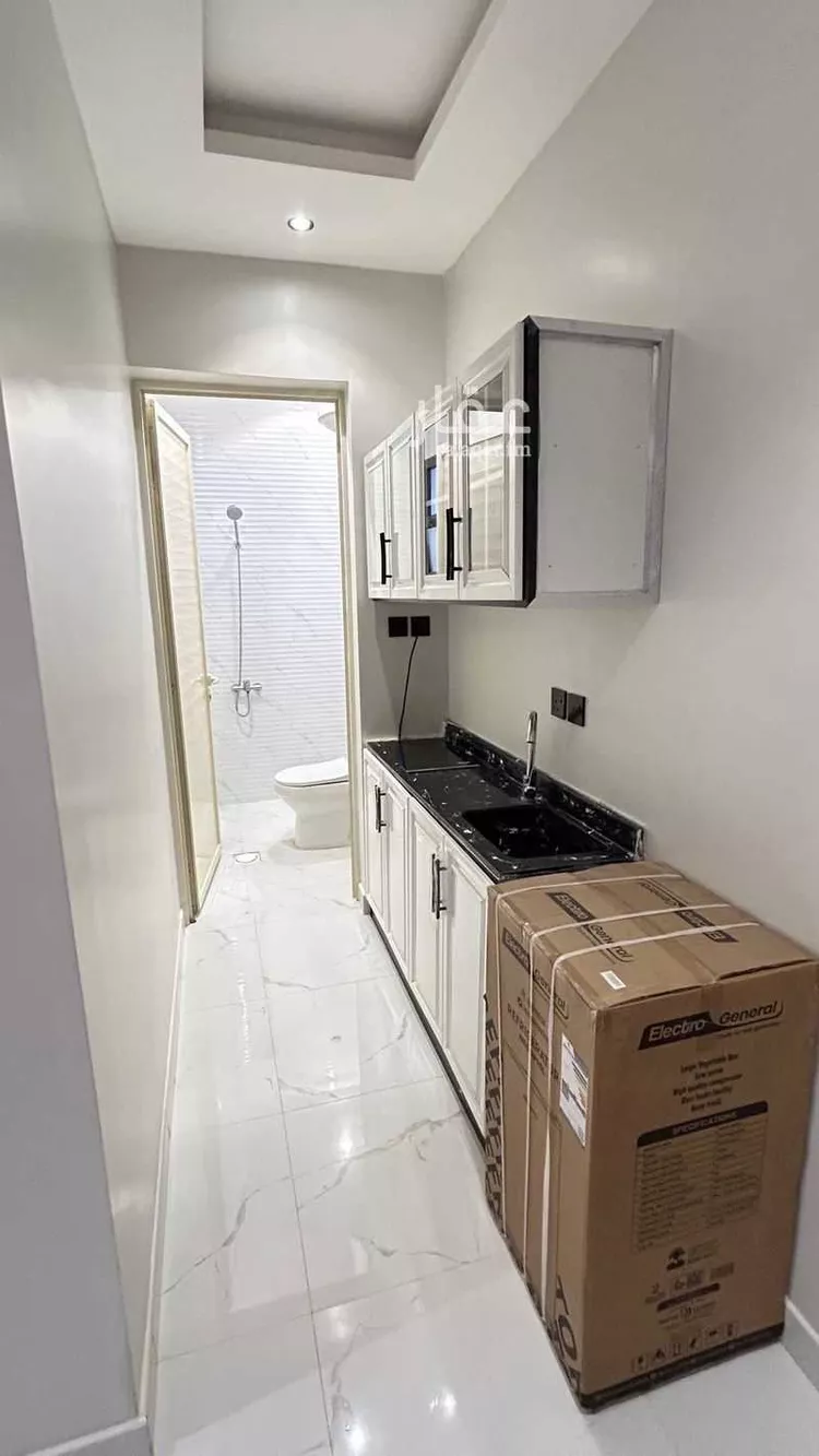 شقة للإيجار في شارع محمد بن عوجان, حي الحزم, مدينة الرياض, منطقة الرياض صورة 4